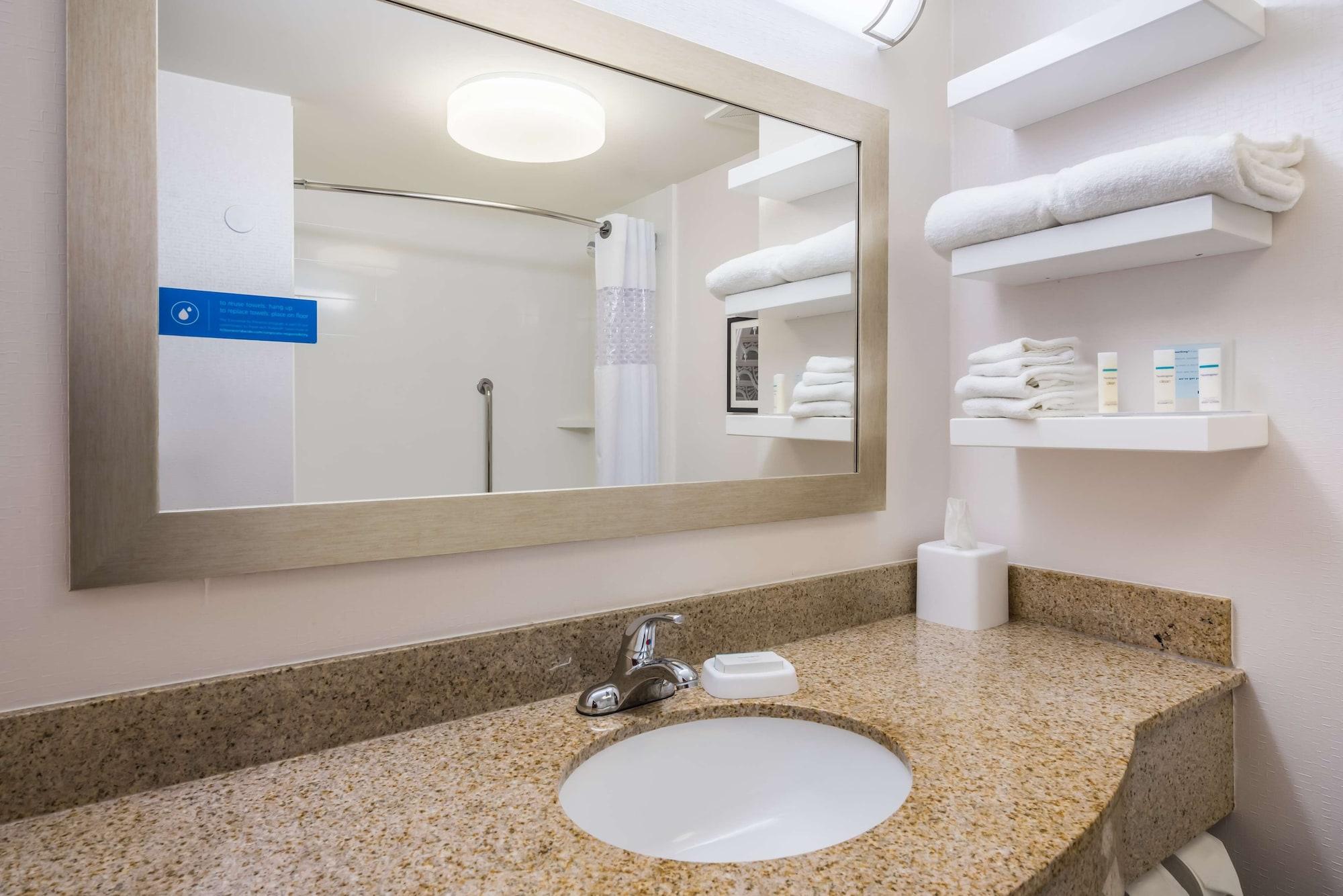Hampton Inn Clifton Park Buitenkant foto