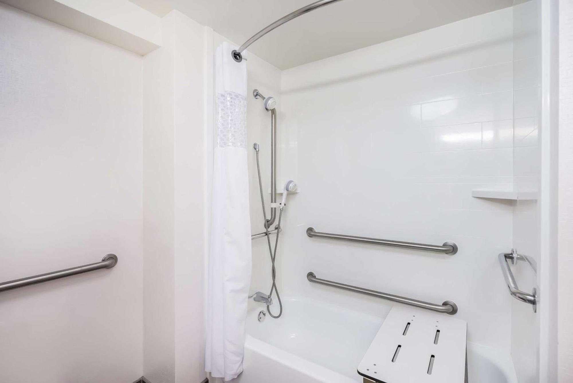 Hampton Inn Clifton Park Buitenkant foto